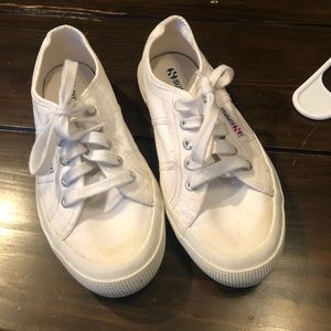 White superga classic sneaker